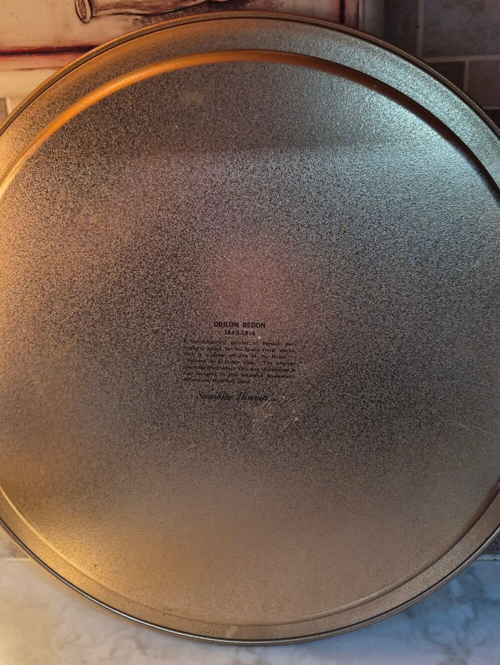 Sunshine Biscuit tin tray featuring a floral artwork by Odilon Redon - Picture 2 of 3